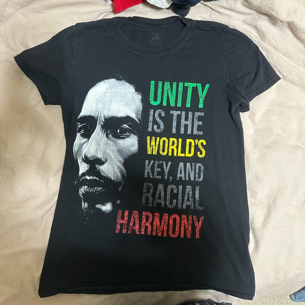 Bob Marley, Hot Topic, Size S,Black With Yellow,Red, Green Lettering